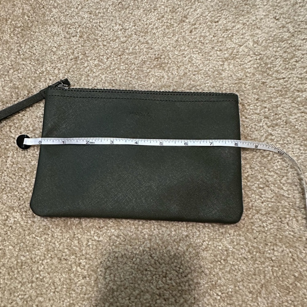 Lululemon All Day Tote and Small Pouch Dark Olive - Picture 16 of 16
